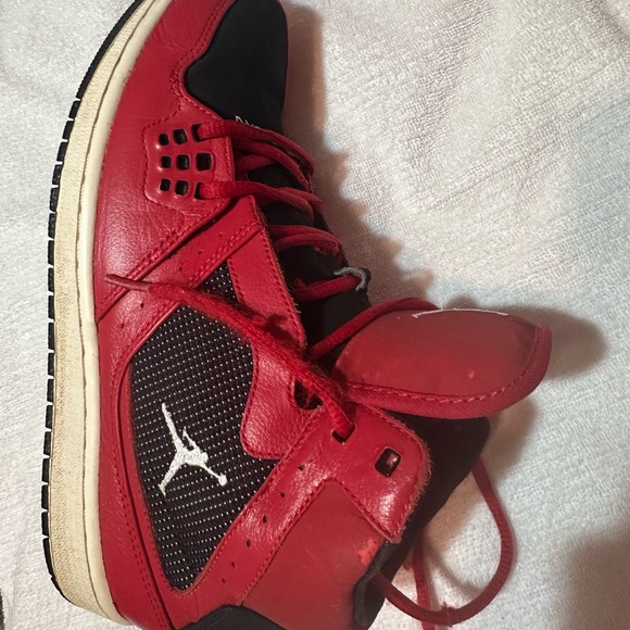 Nike Red and Black Sneakers - Picture 1 of 4